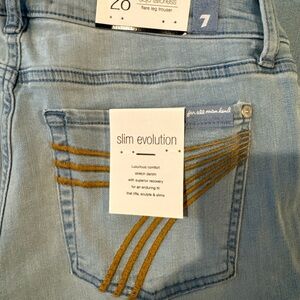 Brand new with tags 7 for all Mankind dojo tailorless women’s flare jeans